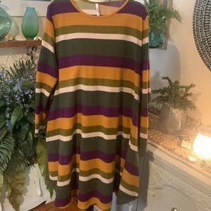 Curvy size 5X with pockets!